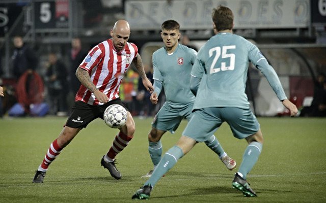 规定球队须 规定球队须